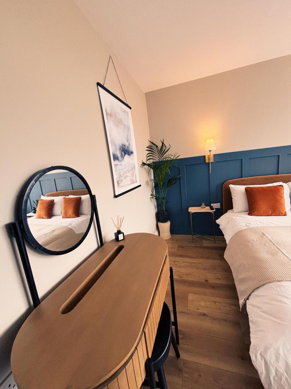 The Tower House B&B Томастаун Екстериор снимка