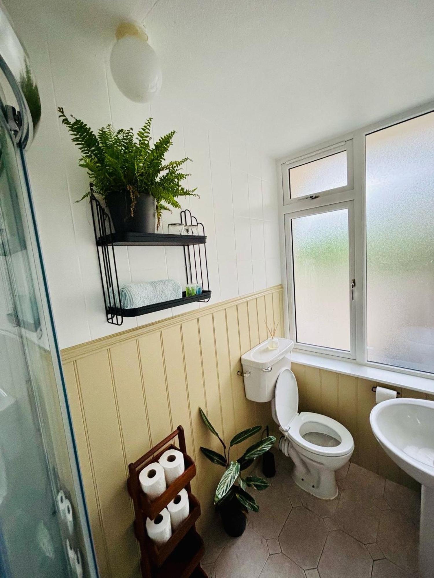 The Tower House B&B Томастаун Екстериор снимка