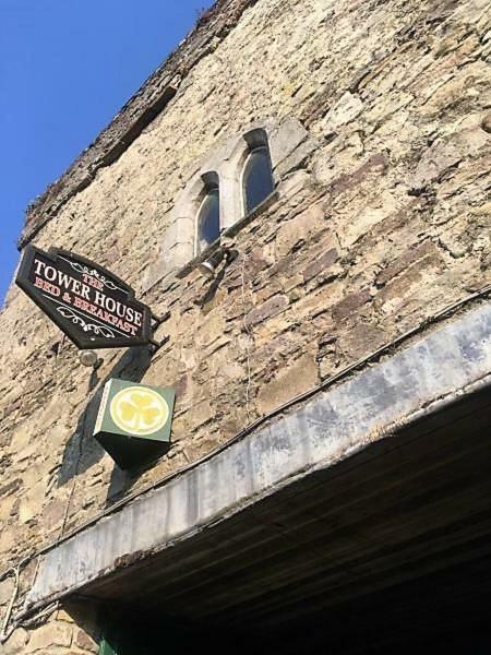 The Tower House B&B Томастаун Екстериор снимка